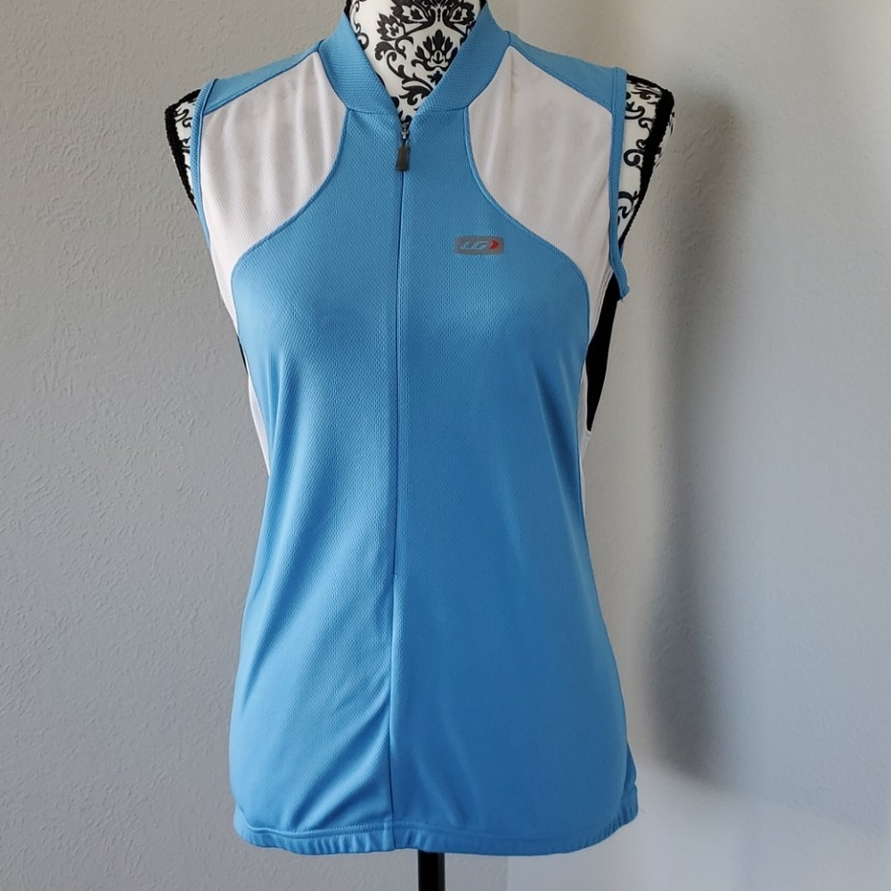 LouisGarneru activewear sleeveless  size Large